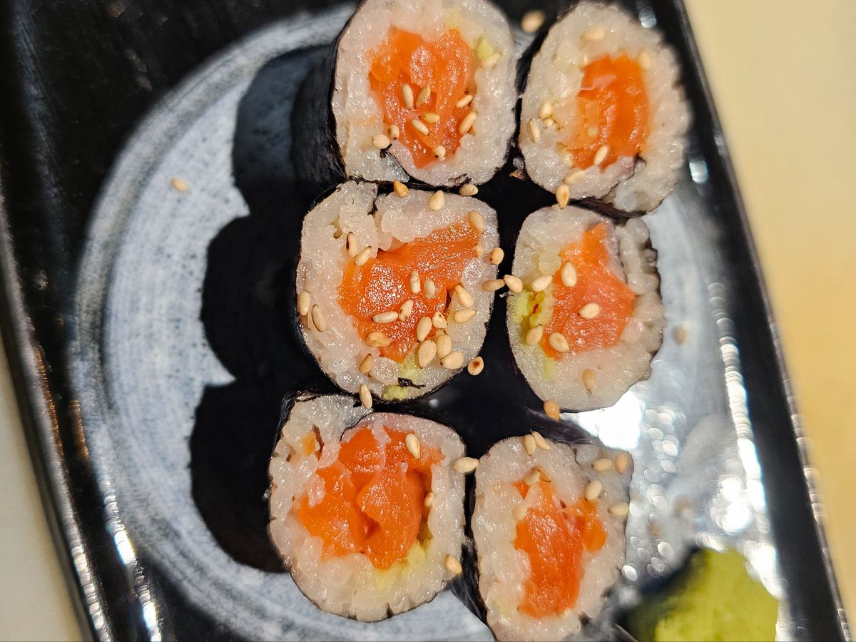 Salmon Maki